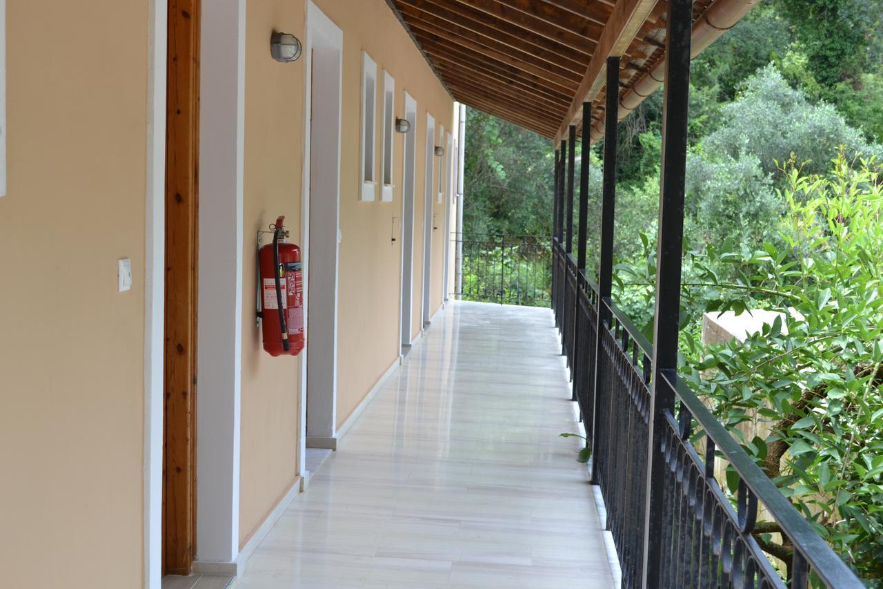 Iliana Studios Benitses  Exterior photo